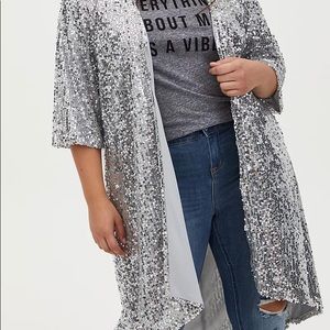 SILVER SEQUIN OPEN FRONT HI-LO KIMONO